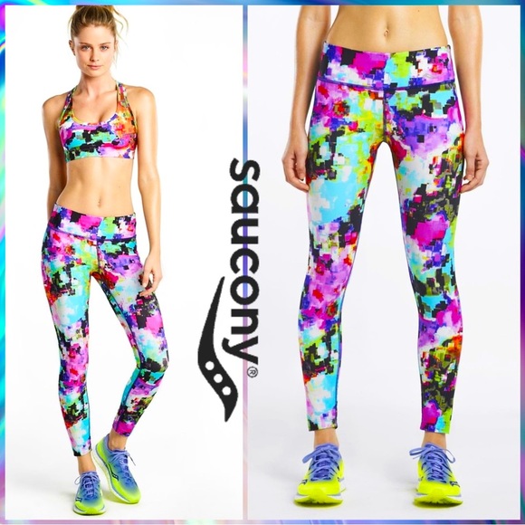 Saucony Pants - 2🌎’s/$66~Saucony “The Scoot” Crop Athletic Running Yoga Leggings~Size M